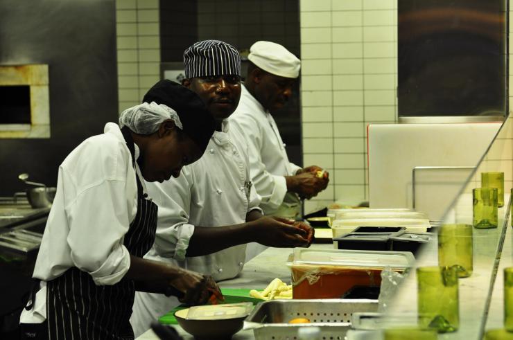 非尝不可——中国国家地理网的正餐服务探索